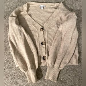 TOPSHOP W M, cream colored sweater, cropped style